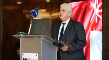 علماء المستقبل.. وزير التعليم العالي يطلق منحة جديدة لدعم الطلاب المتميزين